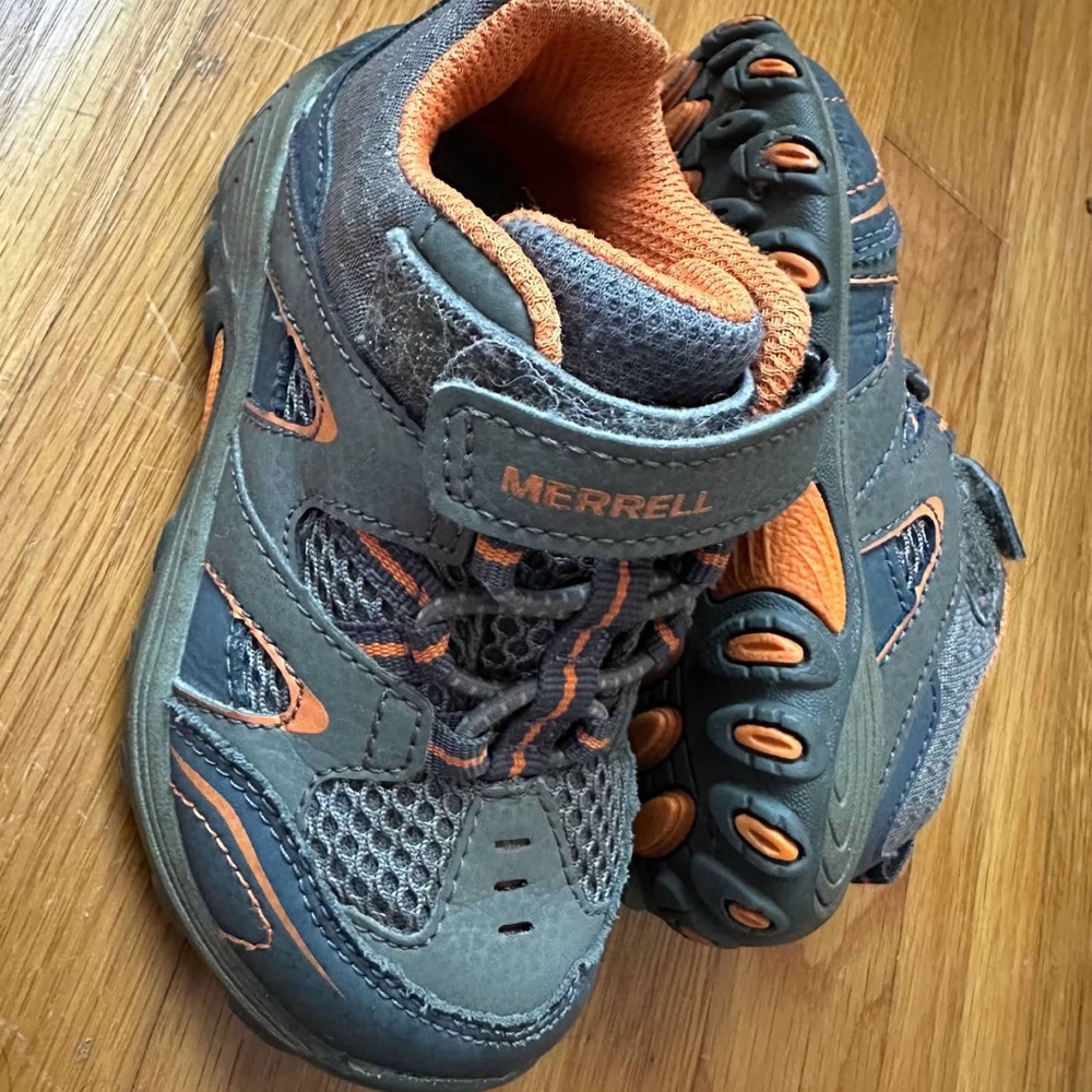 Merrell Kids' Sneakers in Gray and Orange